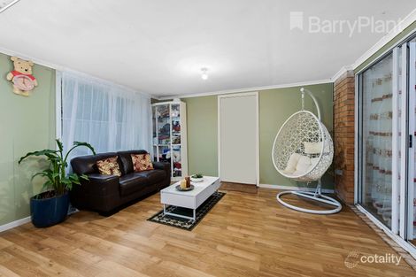 Property photo of 4 Erin Square Deer Park VIC 3023