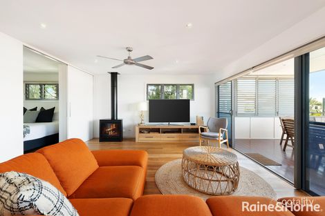 Property photo of 37 Bolt Street Shoalhaven Heads NSW 2535