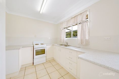 Property photo of 14 Illawarra Drive Kin Kora QLD 4680