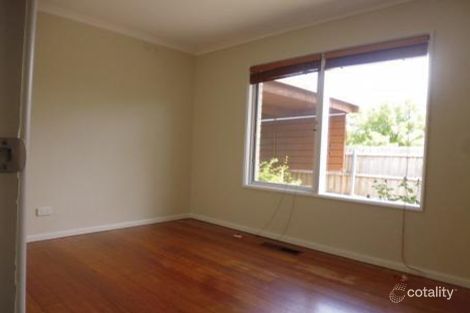 Property photo of 23 Runcorn Crescent Deer Park VIC 3023