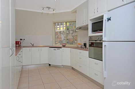 Property photo of 2/11 Wallarah Street Surfside NSW 2536