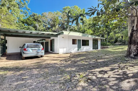 Property photo of 20 Mirimar Crescent Arcadia QLD 4819