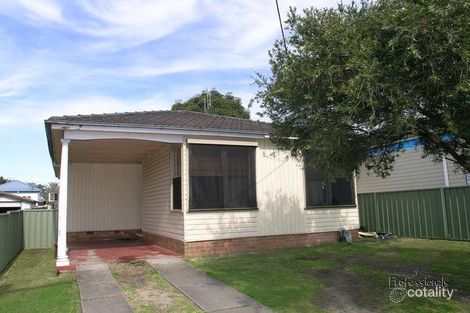 34 John St, Cardiff, NSW 2285