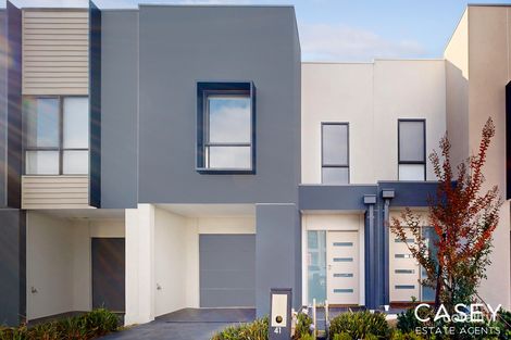 41 Lumeah Dr, Cranbourne West, VIC 3977