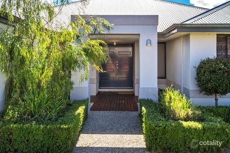 Property photo of 5 Sherwood Crescent Broadwater WA 6280