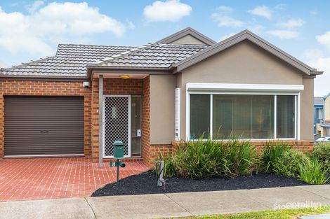 Property photo of 6 Seggan Circle Gowanbrae VIC 3043