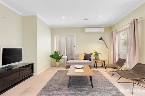Property photo of 6 Seggan Circle Gowanbrae VIC 3043