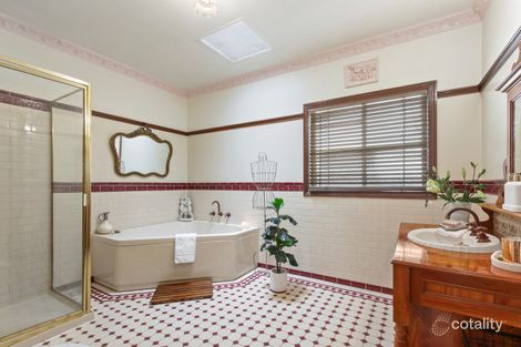 Property photo of 69 Stormbird Drive Kalimna VIC 3909