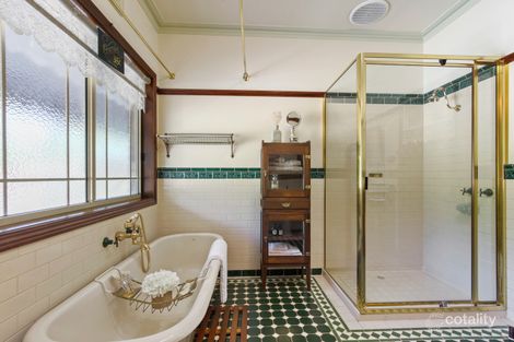 Property photo of 69 Stormbird Drive Kalimna VIC 3909