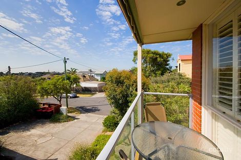 Property photo of 6A/2 Thomson Rise Parkdale VIC 3195