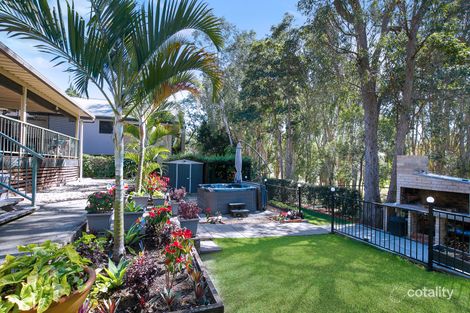 Property photo of 32 David Road Holland Park QLD 4121