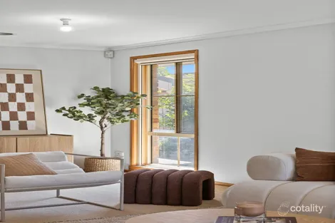 Property photo of 22 Cullen Close Berwick VIC 3806