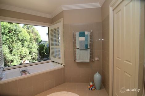 Property photo of 25 Stirling Avenue Orange NSW 2800