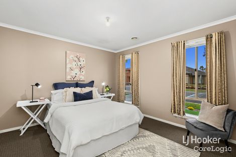Property photo of 15 Grassbird Drive Point Cook VIC 3030