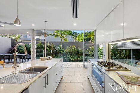 Property photo of 2/28 Edward Street Noosaville QLD 4566