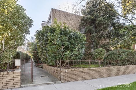 Property photo of 1/21 Auburn Grove Hawthorn East VIC 3123