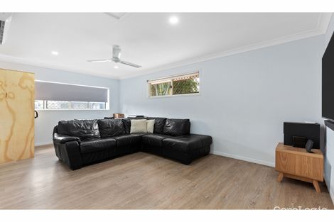 Property photo of 7 Kawana Close Kawana QLD 4701