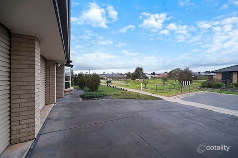Property photo of 8 Pike Way Evanston SA 5116