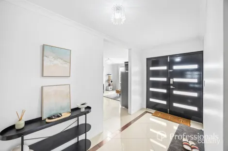 Property photo of 31 Carlingford Court Australind WA 6233