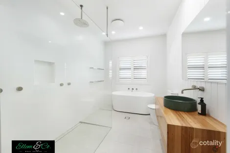 Property photo of 14 Brian Avenue Warilla NSW 2528