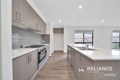Property photo of 15 Ludo Circuit Truganina VIC 3029
