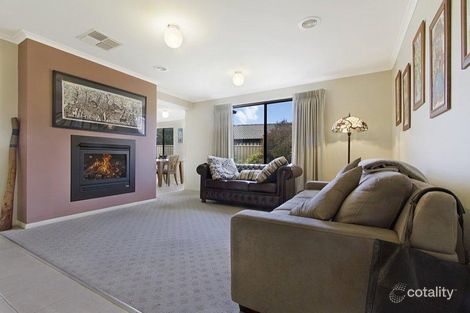 Property photo of 24 Bassett Drive Strathfieldsaye VIC 3551