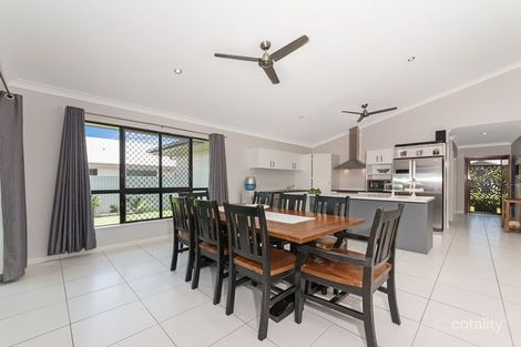 Property photo of 22 Hillock Crescent Bushland Beach QLD 4818