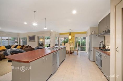 Property photo of 6 Riverglen Road Berwick VIC 3806