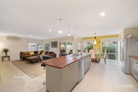 Property photo of 6 Riverglen Road Berwick VIC 3806