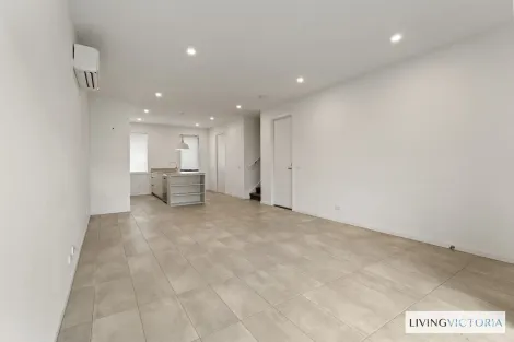 Property photo of 89 Oakden Crescent St Albans VIC 3021