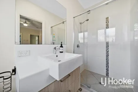 Property photo of 53 Combs Street Yarrabilba QLD 4207