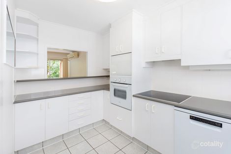Property photo of 10/28 Marine Parade Southport QLD 4215