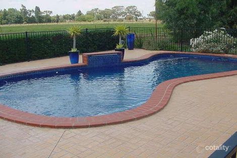 8 Fell Ct, Kyabram, VIC 3620