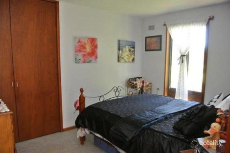 Property photo of 19 Clyde Circuit Raymond Terrace NSW 2324