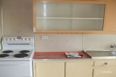 Property photo of 2/11 Herbert Street Wandal QLD 4700