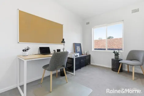 Property photo of 4/23 Masons Parade Point Frederick NSW 2250
