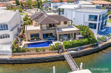 Property photo of 18 Queen Guineveres Place Paradise Point QLD 4216