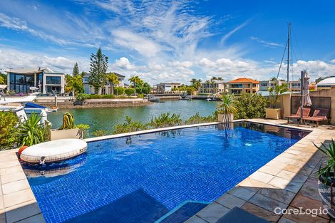 Property photo of 18 Queen Guineveres Place Paradise Point QLD 4216