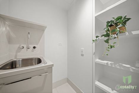 Property photo of 2203/1 Point Park Crescent Docklands VIC 3008