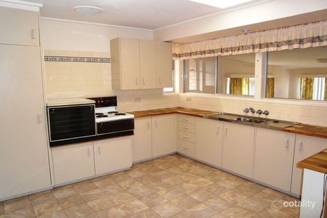 Property photo of 19 Corriedale Crescent Harristown QLD 4350