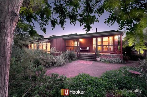 18 Molloy Cres, Cook, ACT 2614