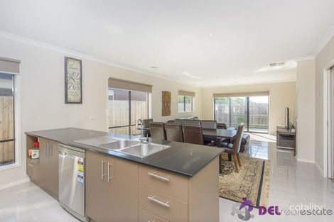 Property photo of 5 Selo Mews Dandenong VIC 3175