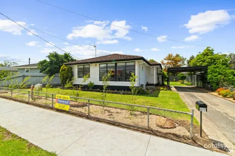 27 Mills St, Heyfield, VIC 3858