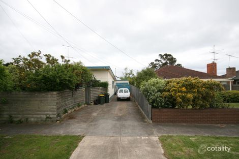 11 Cheltenham Rd, Newcomb, VIC 3219