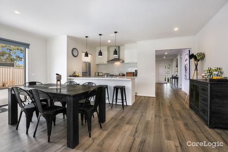 Property photo of 4 Weeks Road Ascot VIC 3551