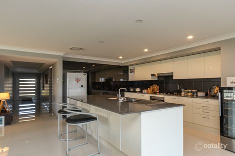 Property photo of 110 McKeachie Drive Aberglasslyn NSW 2320