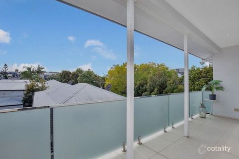 26a Cambridge St, Bulimba, QLD 4171