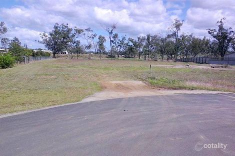 Property photo of 15 Freeman Court Gracemere QLD 4702