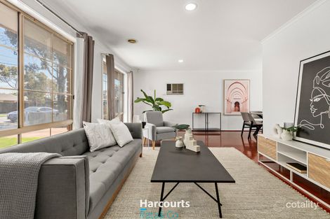 Property photo of 120 Prince Of Wales Avenue Mill Park VIC 3082