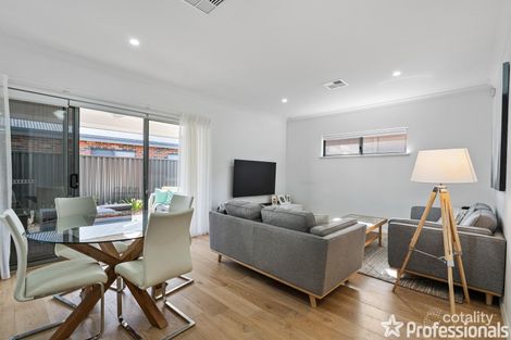 Property photo of 121/100 Clementine Boulevard Treeby WA 6164